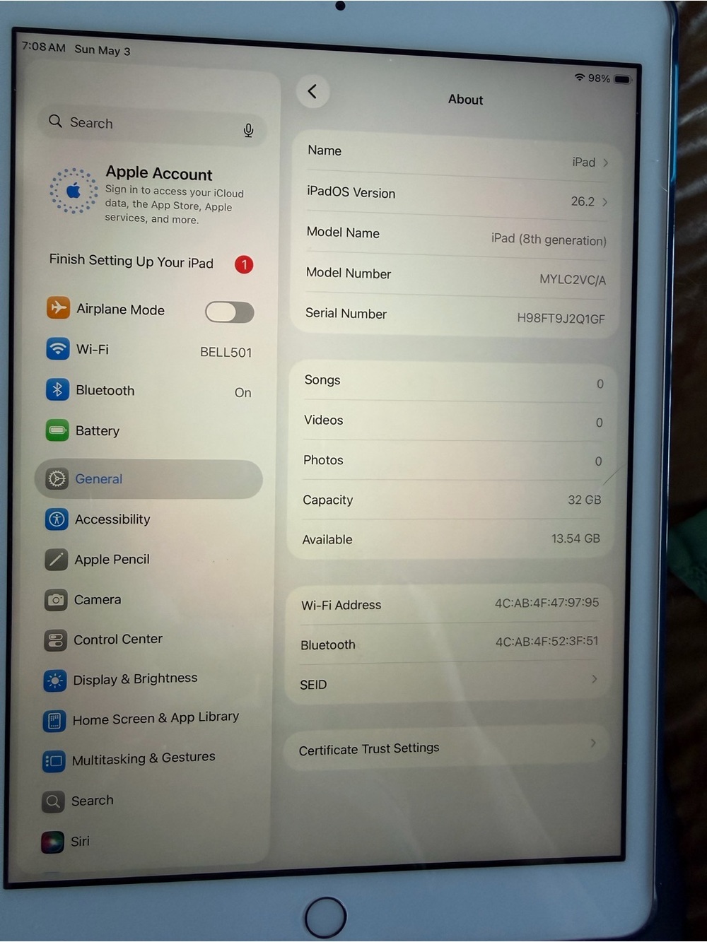 Apple iPad 8th Gen Rose
